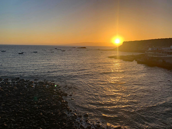 LA CALETA-clear-blue-skies