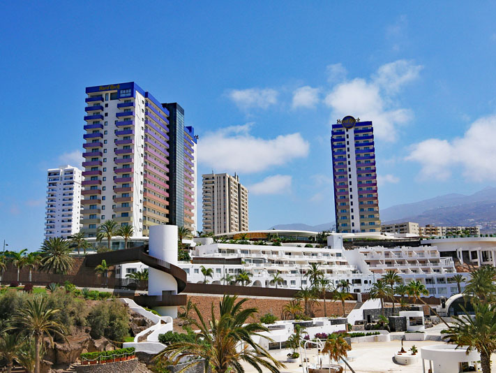 PLAYA PARAISO-4-clear-blue-skies