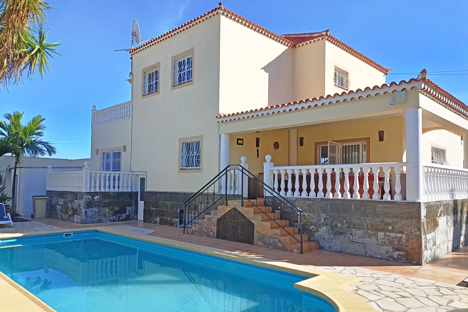 Properties in Tenerife Clear Blue Skies