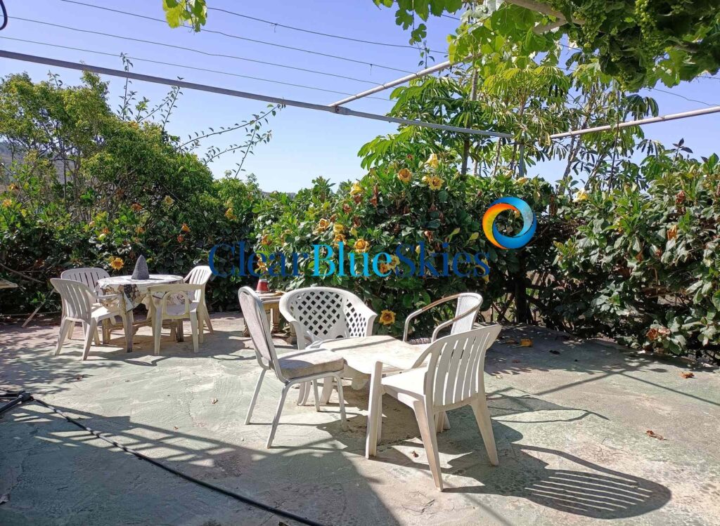 Rural Finca with Huge Potential in Paradise Location