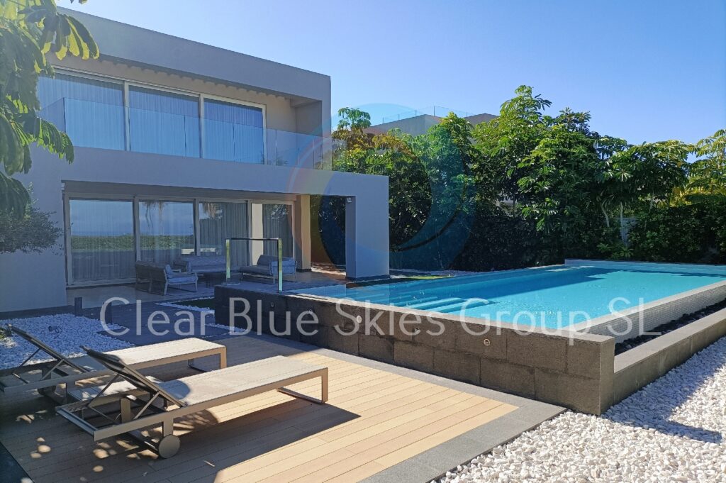 Luxurious Villa Located on Exclusive Costa Adeje Golf