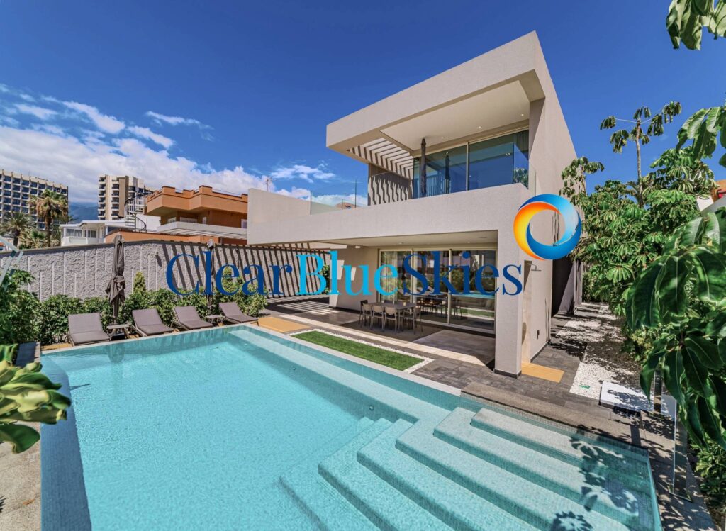Brand New Villa with Great Architectural Design