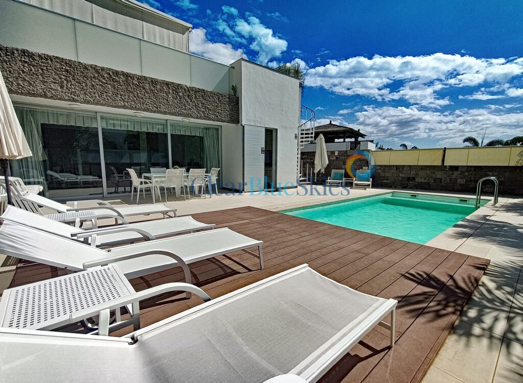 Exquisite Villa in the Ultra Desirable El Duque Area