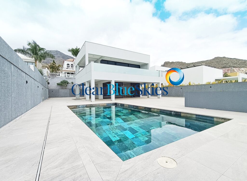 New Modern Villa In Popular Location