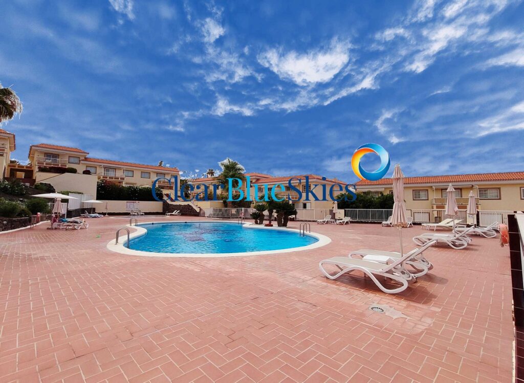 Nice One Bedroom Apartment with Large Private Garden