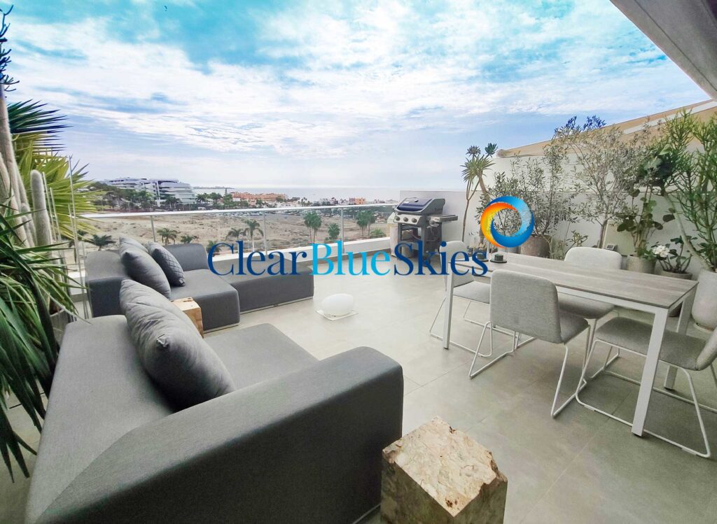 Fantastic Two Bedroom Penthouse in Exclusive Complex