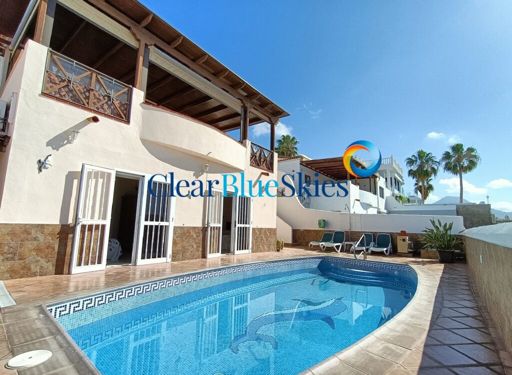 Detached Villa with Private Pool and Lovely Views