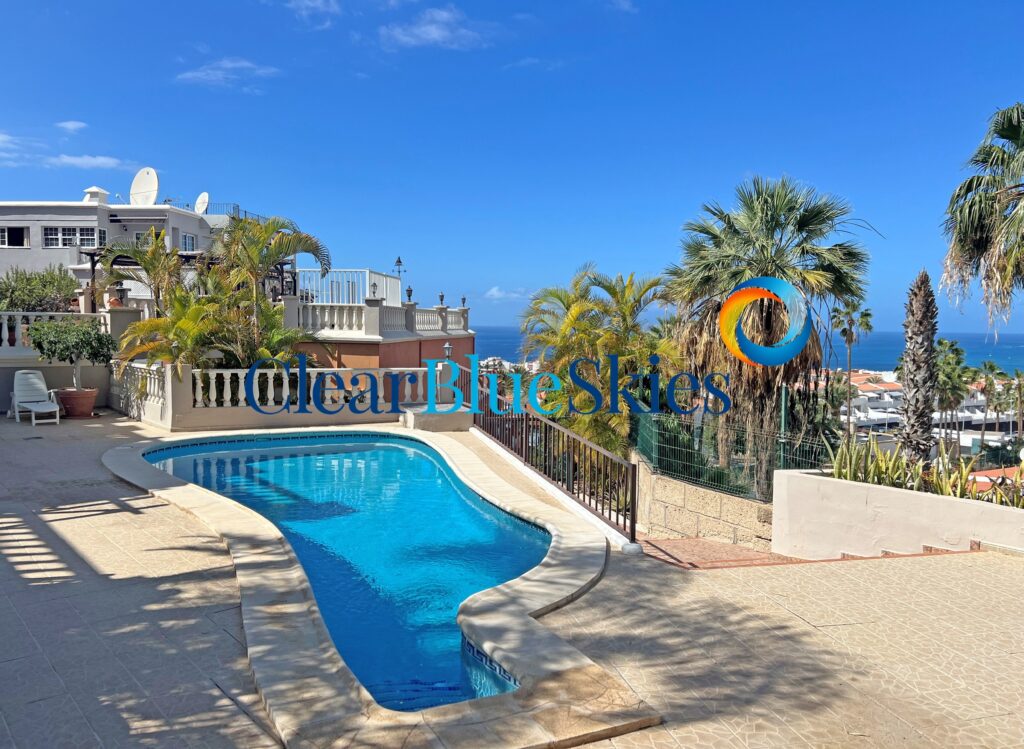 Wonderful Three Bedroom Penthouse in an Exclusive Complex