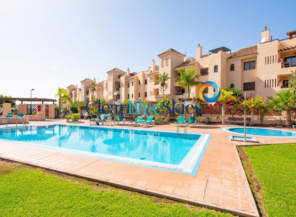 Spacious Three Bedroom Duplex on a Popular Golf Resort