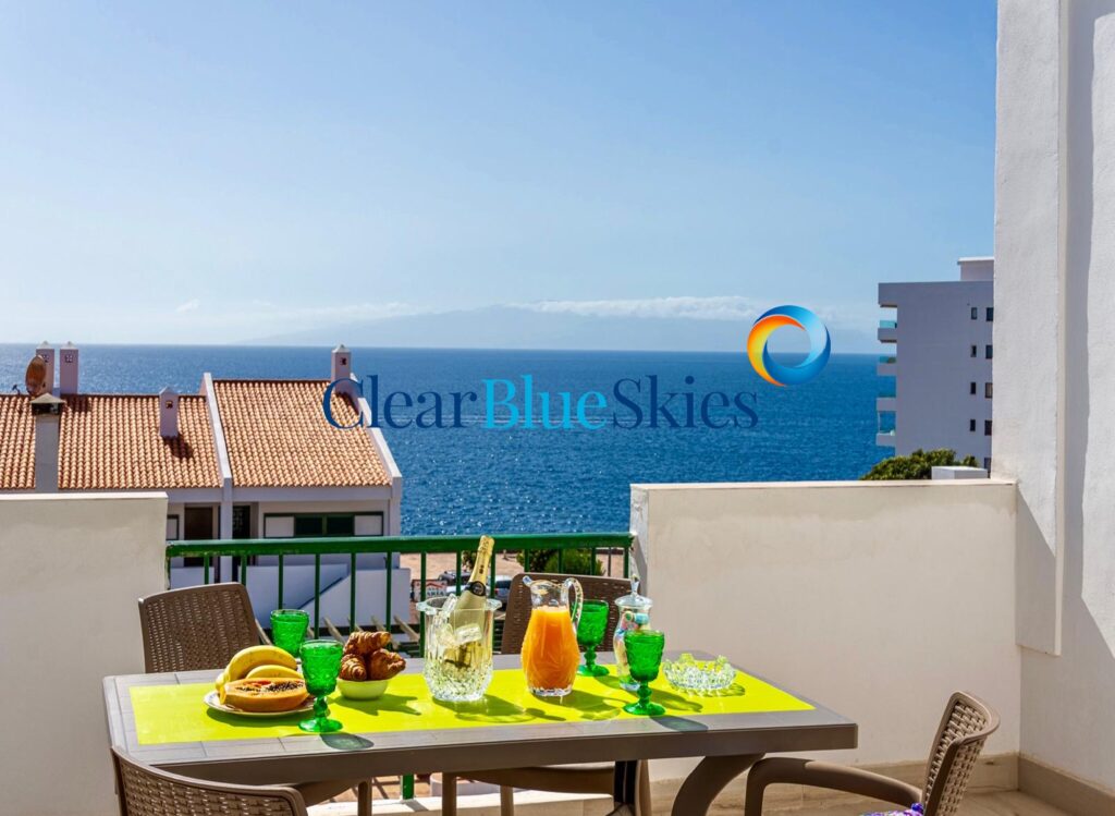Attractive One Bedroom Apartment Close to the Sea on the Edge of Costa Adeje