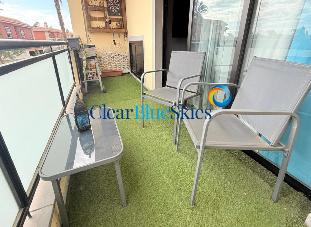 Lovely Three Bedroom Duplex Apartment in Great Residential Location