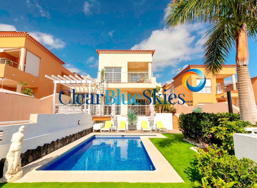 Beautiful Stylish Detached Villa with Private Pool
