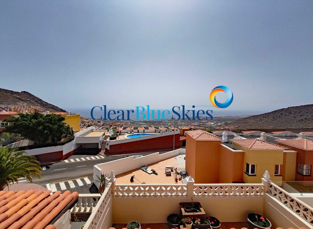 Lovely Three Bedroom Townhouse in a Popular Area