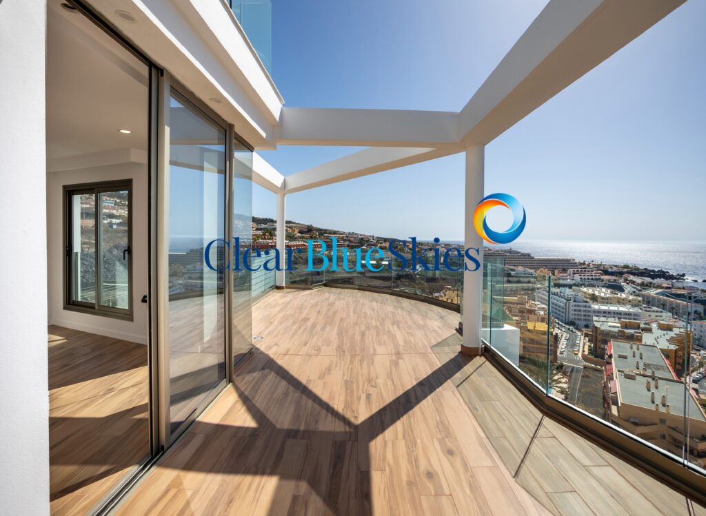 Stunning Penthouse with Private Pool and Panoramic Views