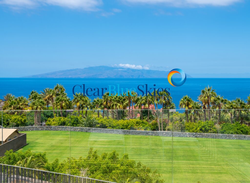 Luxury Top Floor Apartment in Brand New Development