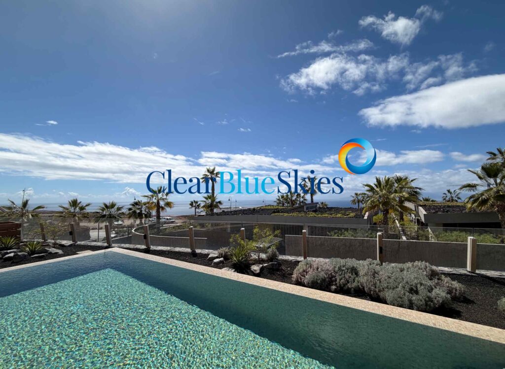 Immaculate Three Bedroom Villa with Private Heated Infinity Pool