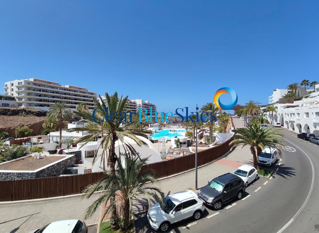 Lovely One Bedroom Apartment Close to the Sea