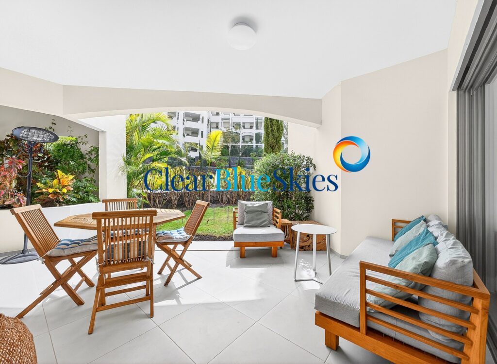 Beautifully Presented Two Bedroom Apartment
