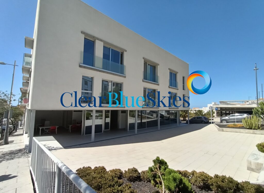 Modern One Bedroom Apartment in the Center of Adeje with Communal Rooftop Pool